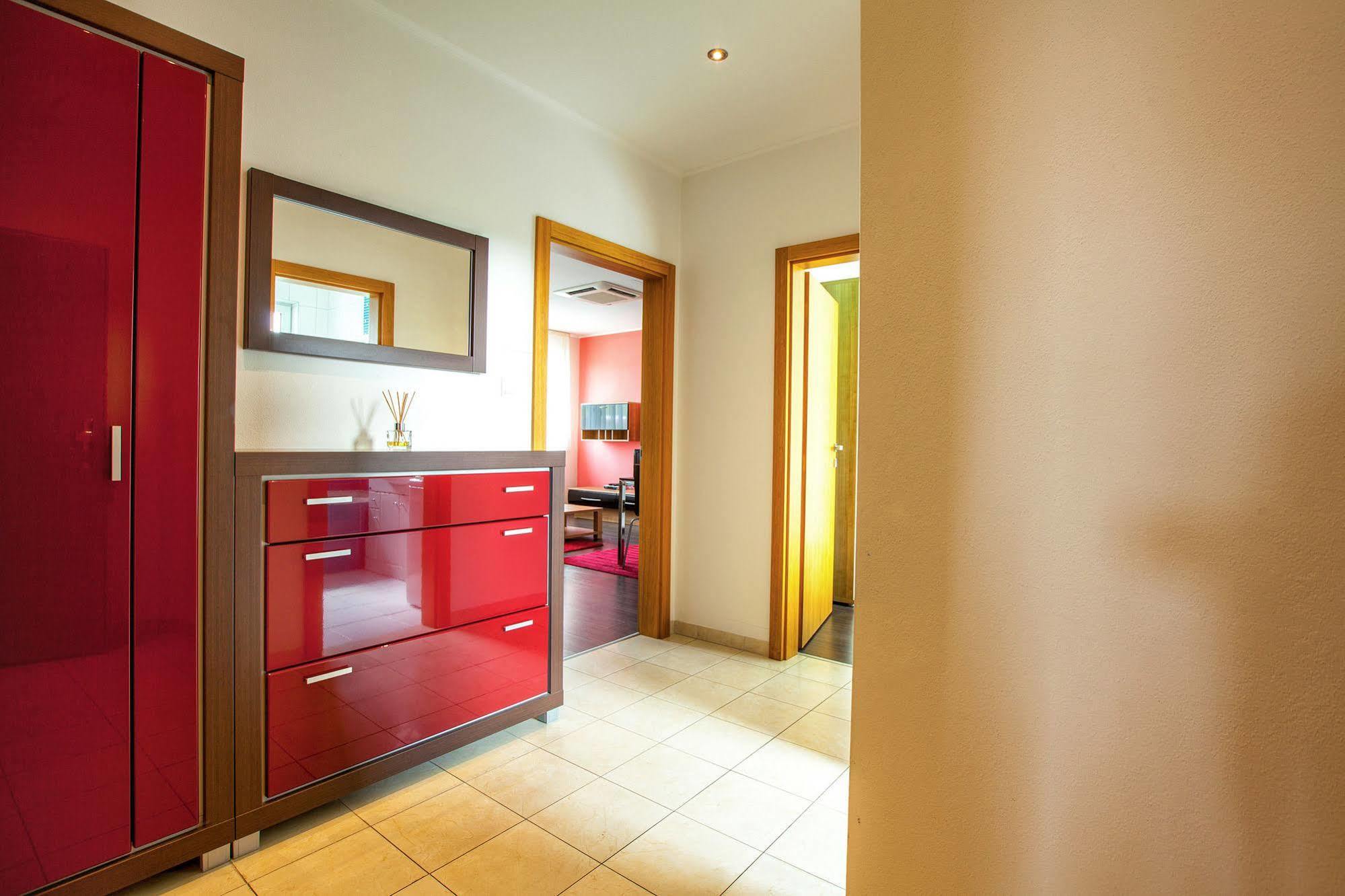 Fine Restaurant & Apartments Malacky Luaran gambar